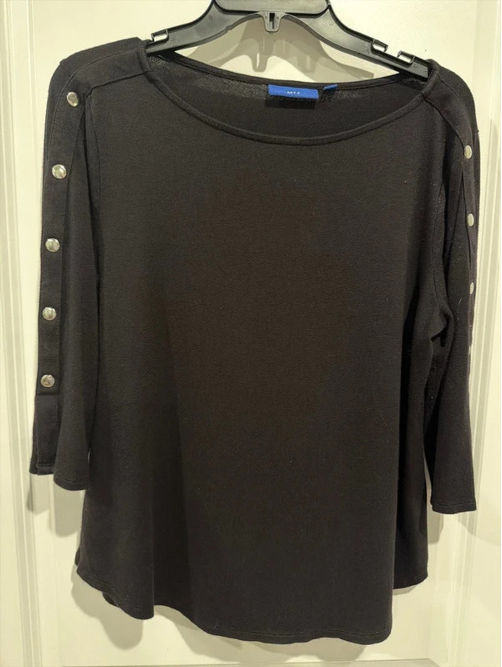 Apt. 9 Women’s Large Black 3/4 Sleeve Top Silver Snap Button Detail